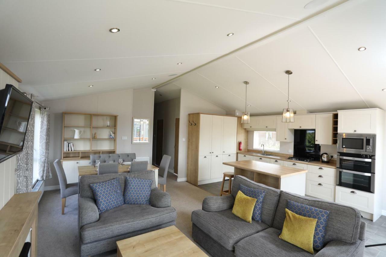 Cosy Dreams Lodge Beal Екстериор снимка